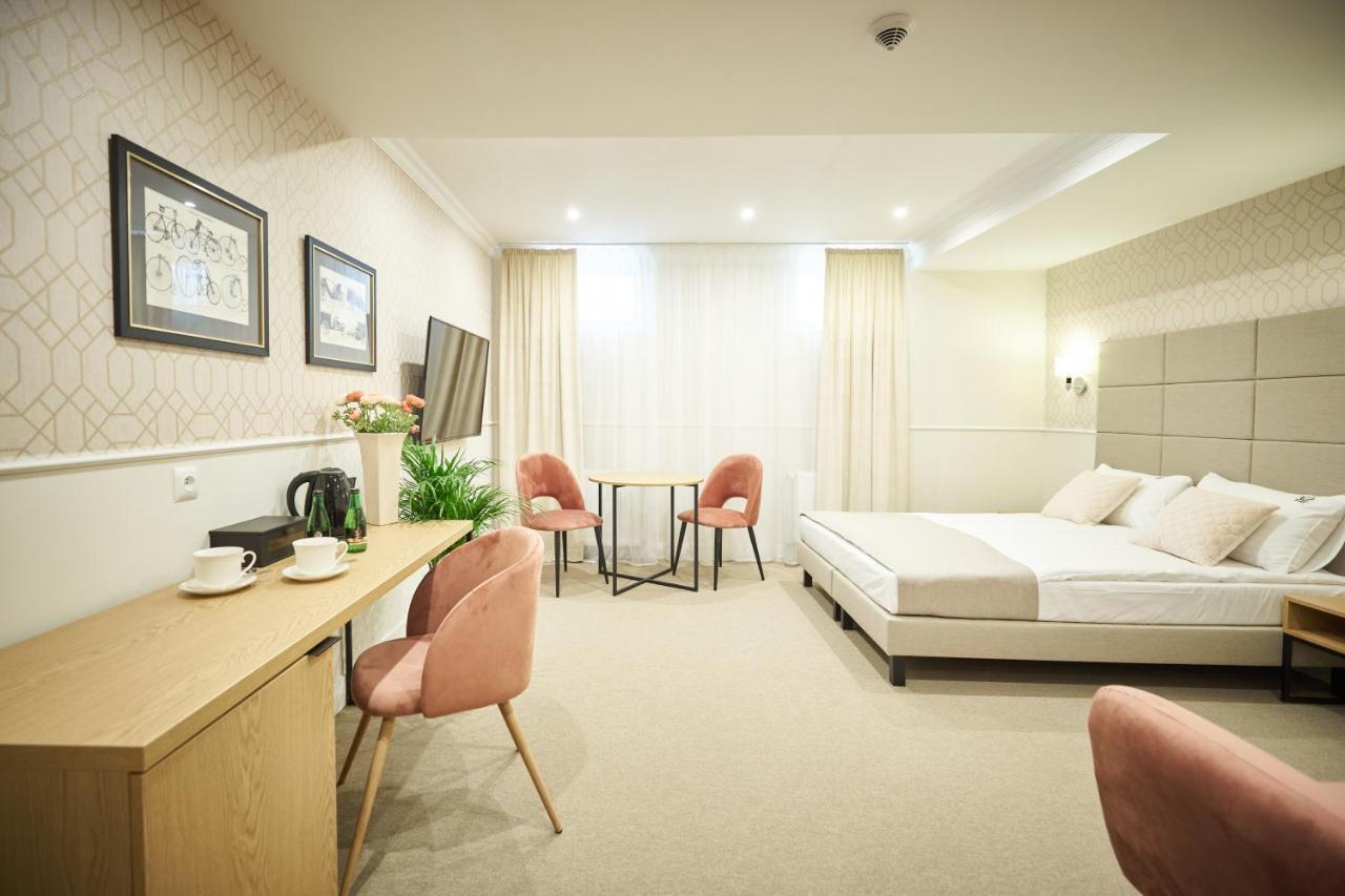 Apartamenty Klasztorna 25 ポズナン エクステリア 写真